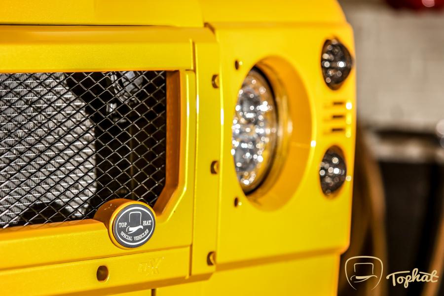 Детали экстерьера Land Rover Defender 90 by TopHat Classics 2017 года  (фото 7 из 68)